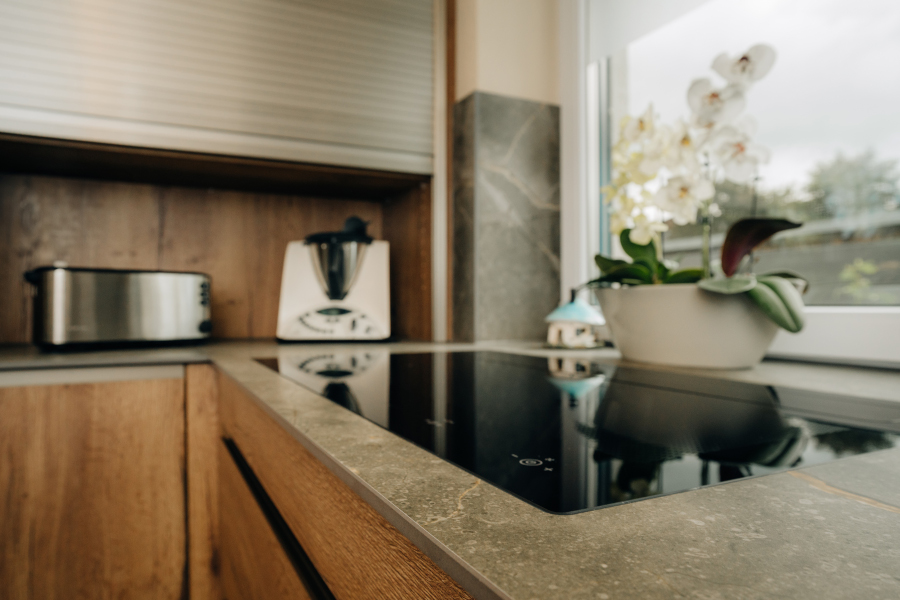 Flächenbündig eingelassenes Kochfeld Flächenbündig eingelassenes Kochfeld